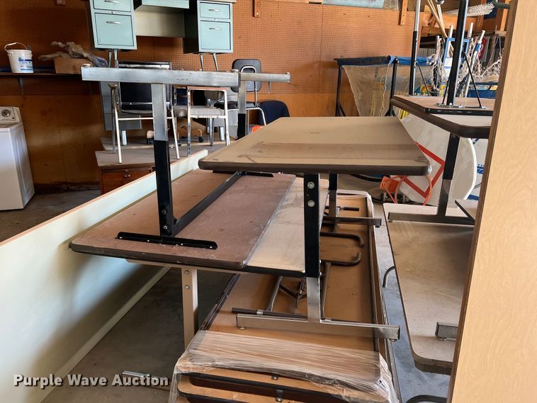 image for item DS8488 (17) tables