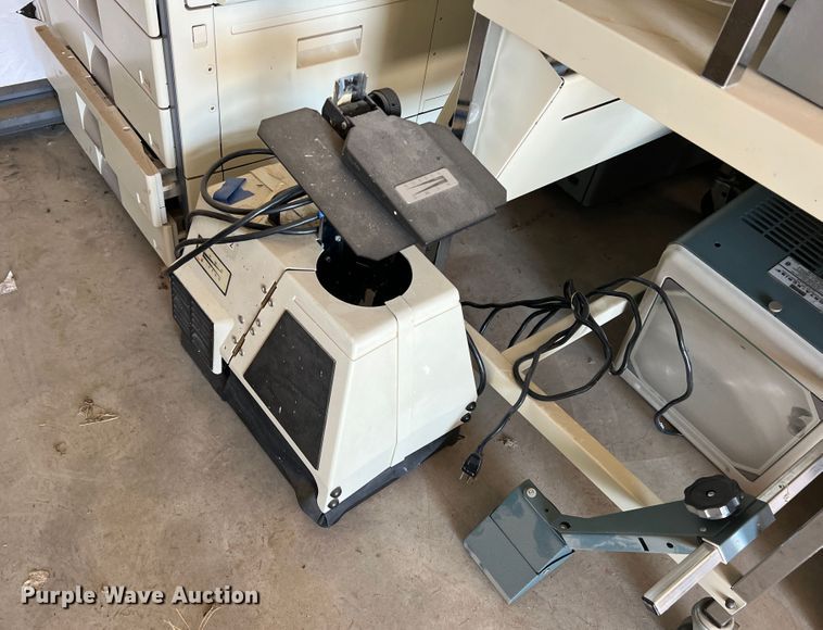 image for item DS8490 Electronics