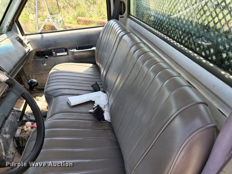 image for item JB9063 1996 GMC TopKick  dump flatbed truck