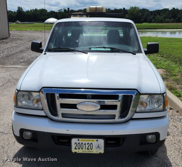 image for item JB9064 2006 Ford Ranger  SuperCab pickup truck