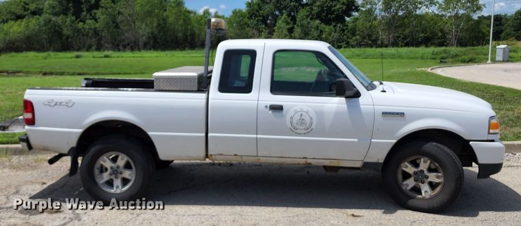 image for item JB9064 2006 Ford Ranger  SuperCab pickup truck
