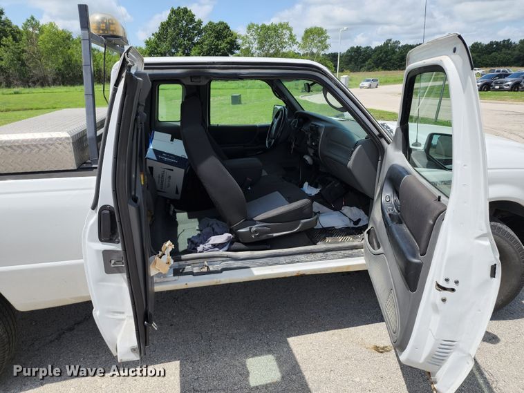 image for item JB9064 2006 Ford Ranger  SuperCab pickup truck