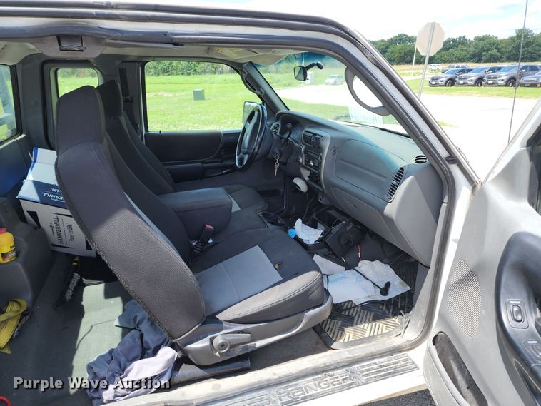 image for item JB9064 2006 Ford Ranger  SuperCab pickup truck