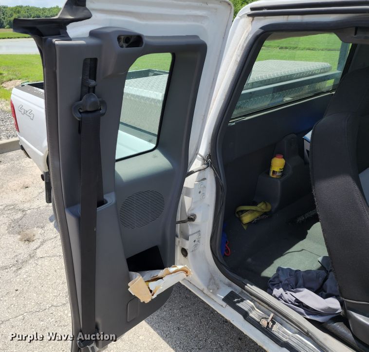 image for item JB9064 2006 Ford Ranger  SuperCab pickup truck