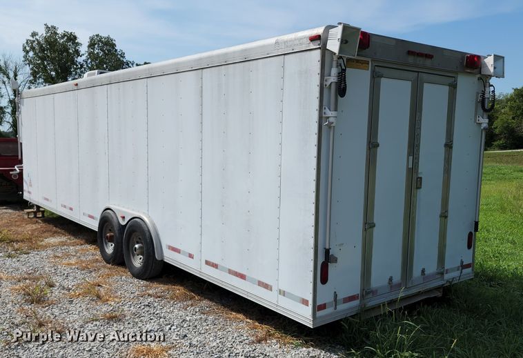 image for item JB9084 2003 CM  enclosed cargo trailer