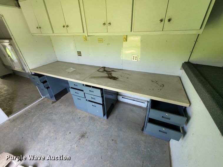 image for item JB9084 2003 CM  enclosed cargo trailer