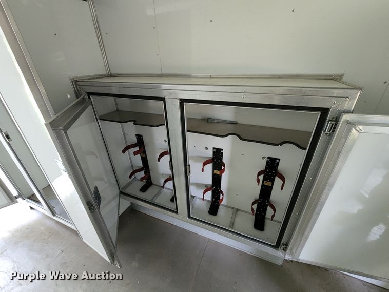 image for item JB9084 2003 CM  enclosed cargo trailer