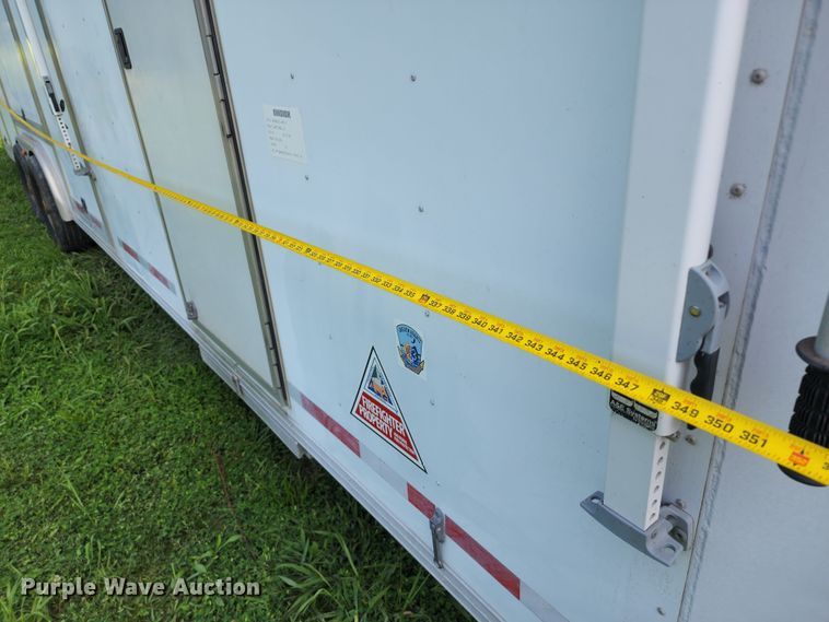 image for item JB9084 2003 CM  enclosed cargo trailer