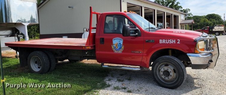 image for item JB9085 2000 Ford F450 Super Duty  flatbed truck