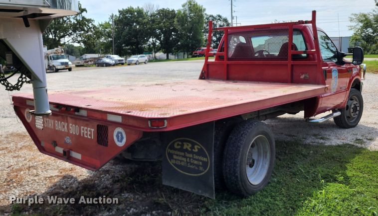 image for item JB9085 2000 Ford F450 Super Duty  flatbed truck