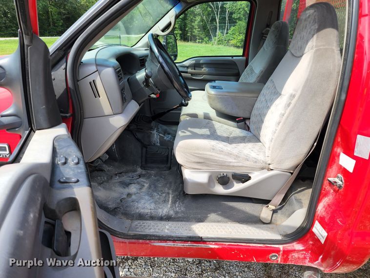 image for item JB9085 2000 Ford F450 Super Duty  flatbed truck