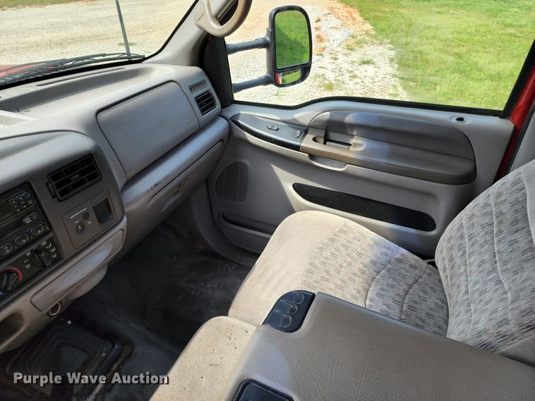 image for item JB9085 2000 Ford F450 Super Duty  flatbed truck