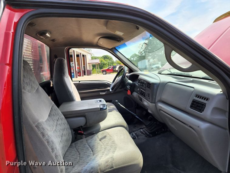 image for item JB9085 2000 Ford F450 Super Duty  flatbed truck