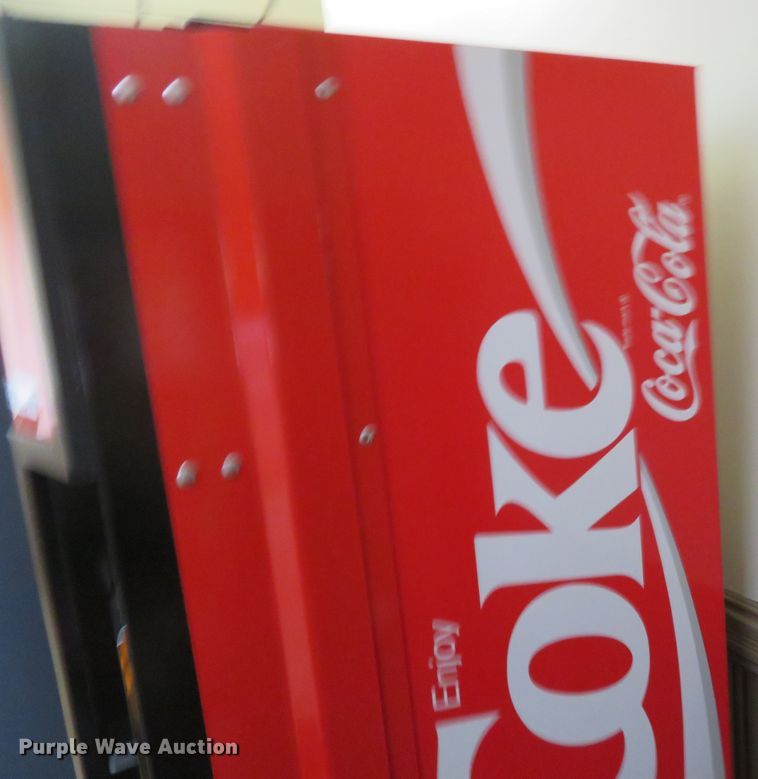 image for item JC9290 Dixie-Narco  vending machine