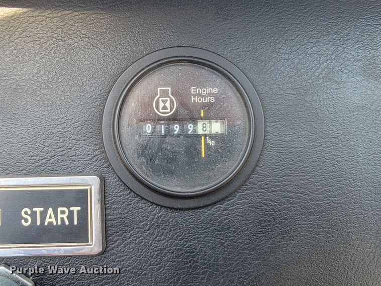 image for item JC9667 1990 Ford F800  fire truck