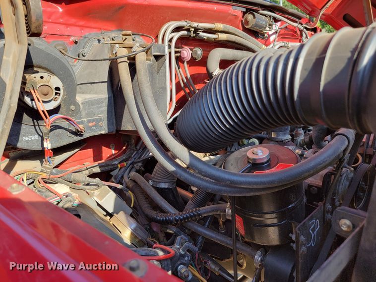 image for item JC9667 1990 Ford F800  fire truck