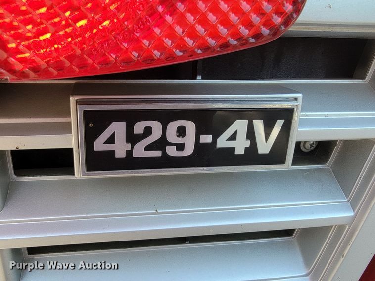 image for item JC9667 1990 Ford F800  fire truck