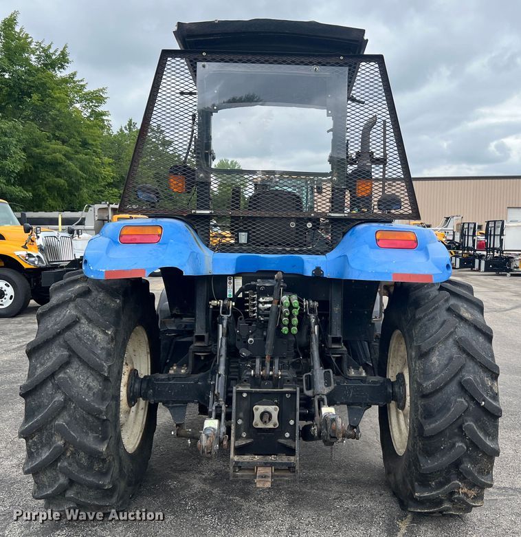 image for item JM9141 2005 New Holland TS115A  MFWD tractor