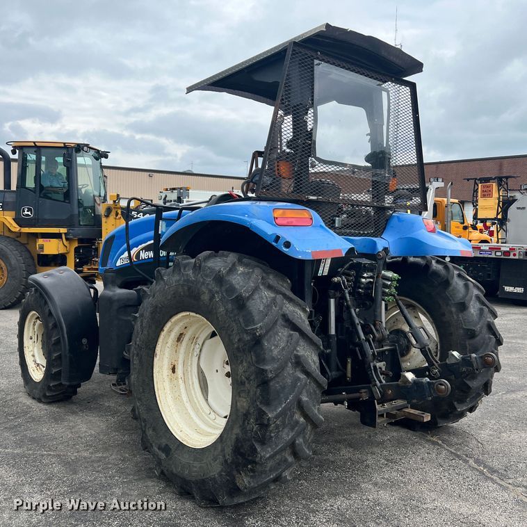 image for item JM9141 2005 New Holland TS115A  MFWD tractor