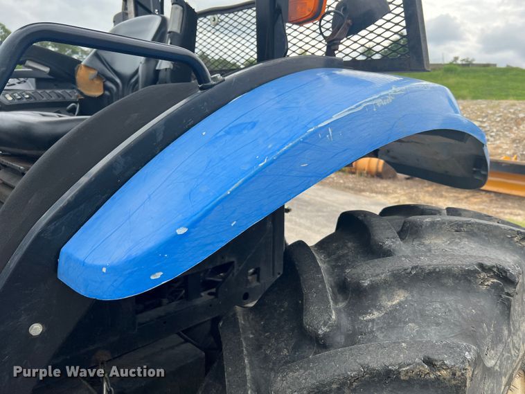 image for item JM9141 2005 New Holland TS115A  MFWD tractor