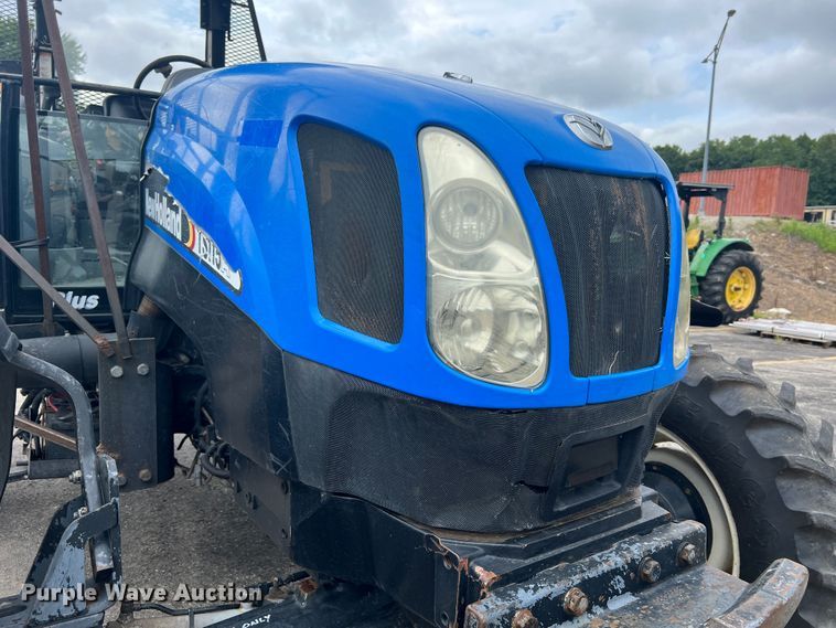 image for item JM9141 2005 New Holland TS115A  MFWD tractor