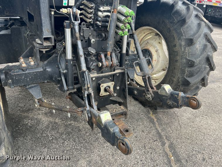 image for item JM9141 2005 New Holland TS115A  MFWD tractor