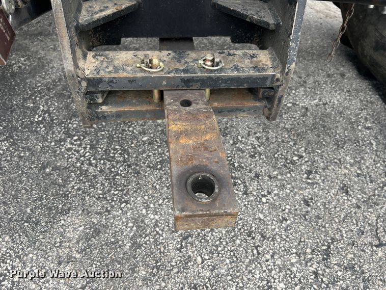 image for item JM9141 2005 New Holland TS115A  MFWD tractor