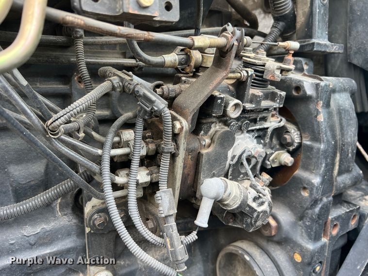 image for item JM9141 2005 New Holland TS115A  MFWD tractor