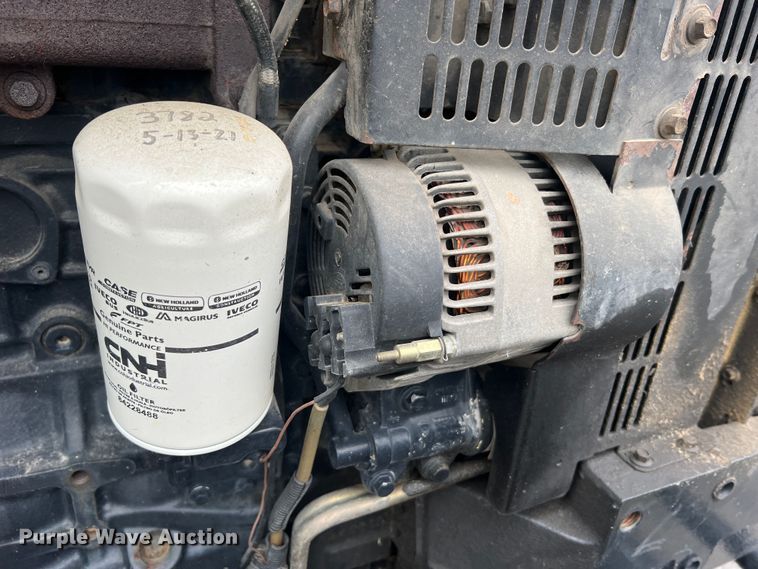 image for item JM9141 2005 New Holland TS115A  MFWD tractor