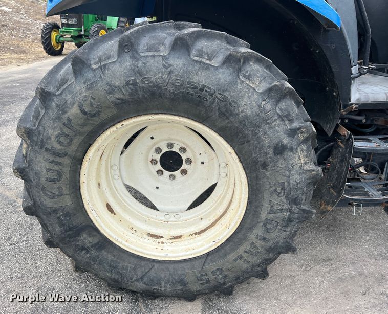 image for item JM9141 2005 New Holland TS115A  MFWD tractor