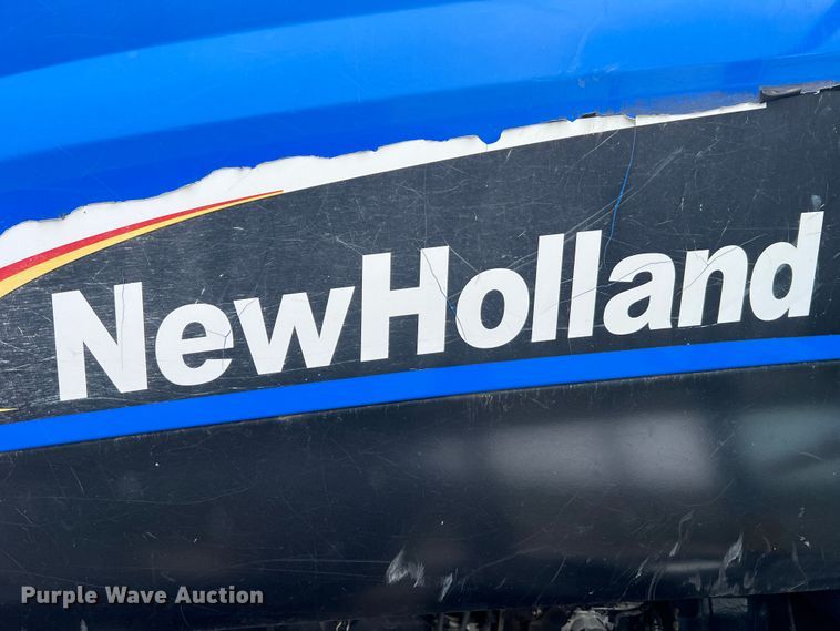 image for item JM9141 2005 New Holland TS115A  MFWD tractor