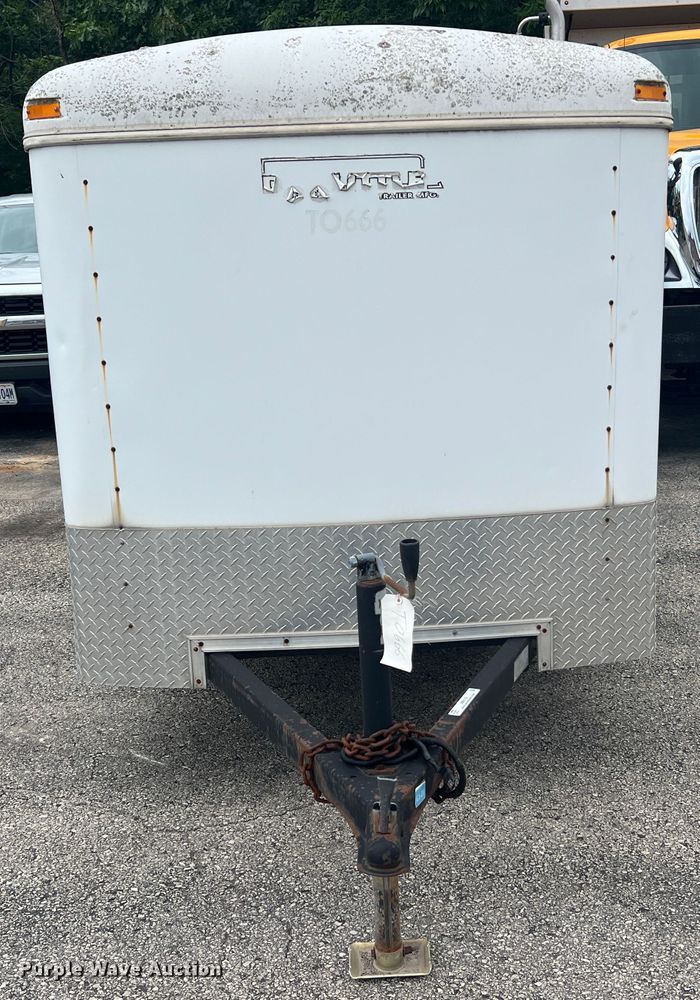 image for item JM9142 2001 Doolittle  enclosed cargo trailer