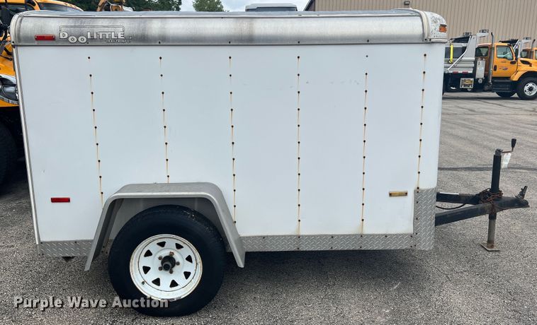 image for item JM9142 2001 Doolittle  enclosed cargo trailer