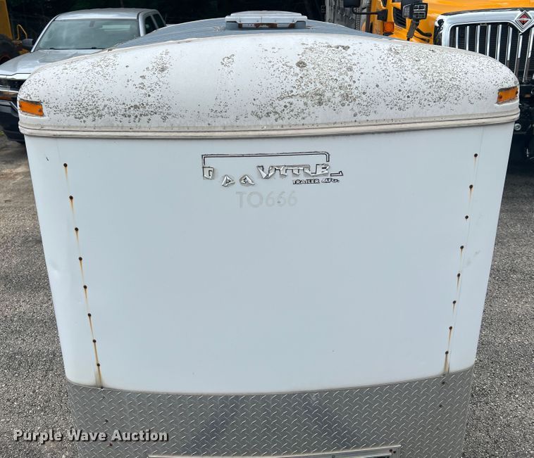 image for item JM9142 2001 Doolittle  enclosed cargo trailer