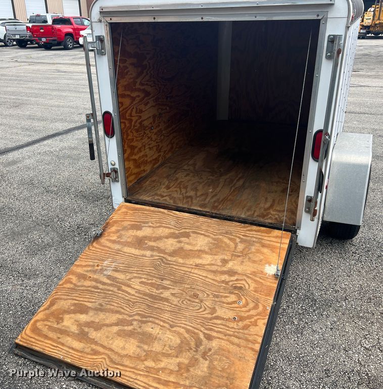 image for item JM9142 2001 Doolittle  enclosed cargo trailer