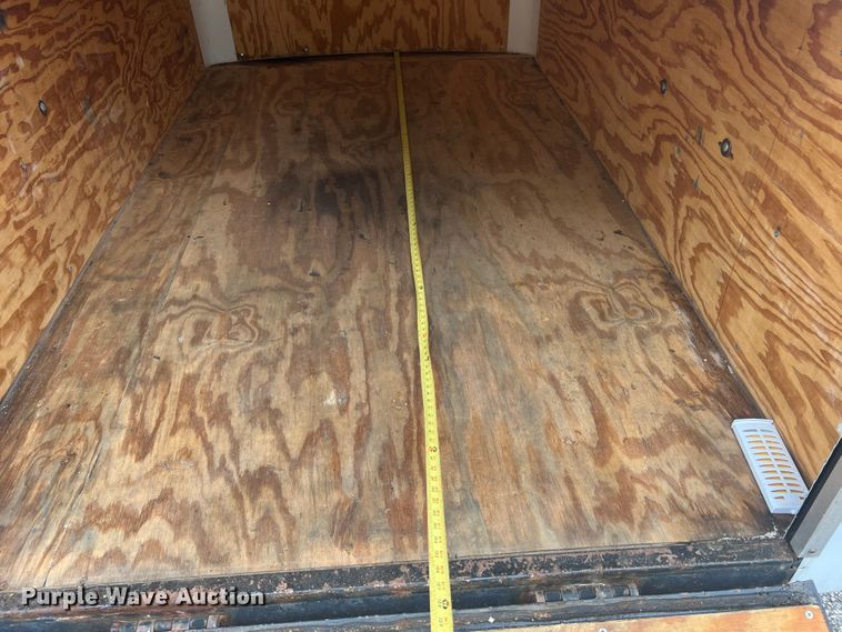 image for item JM9142 2001 Doolittle  enclosed cargo trailer