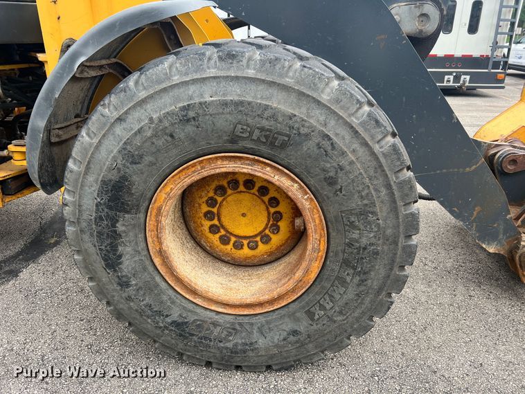 image for item JM9143 2008 John Deere 544J  high lift wheel loader