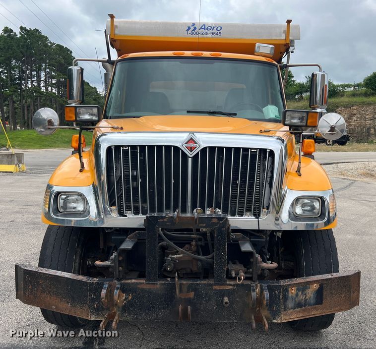 image for item JM9145 2007 International 7400  dump truck