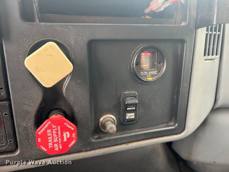 image for item JM9145 2007 International 7400  dump truck