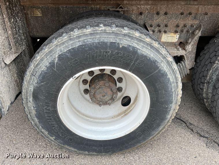 image for item JM9145 2007 International 7400  dump truck