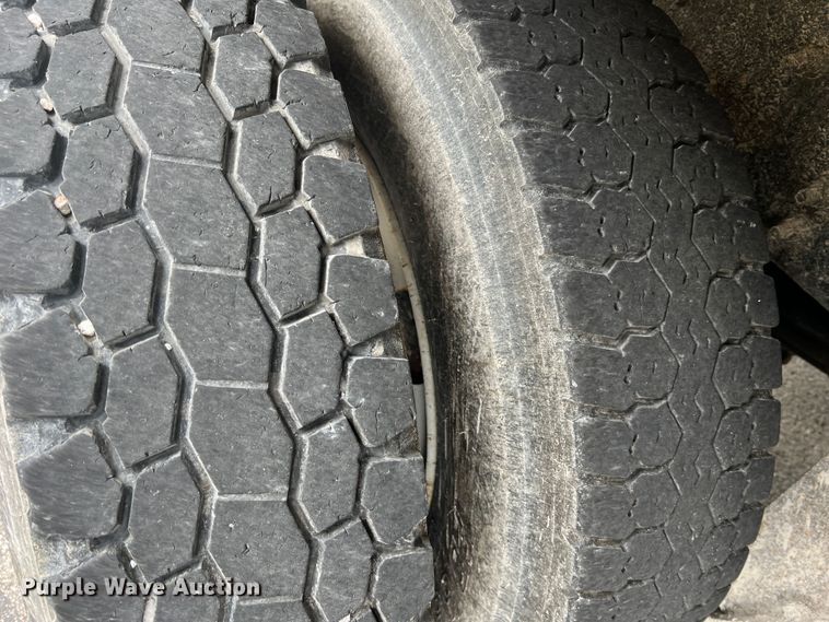 image for item JM9145 2007 International 7400  dump truck