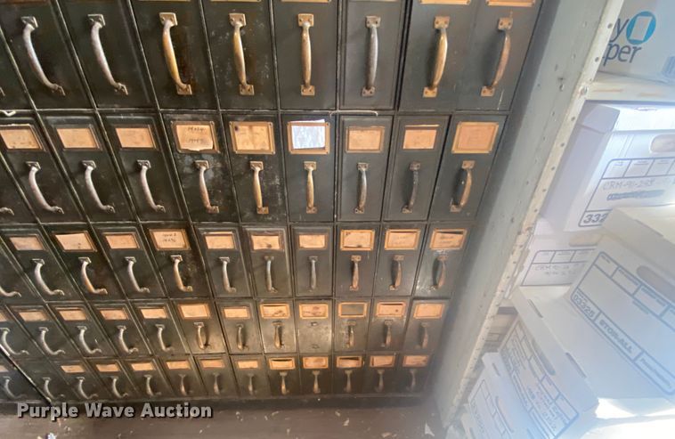 image for item JW9484 (8) file cabinets