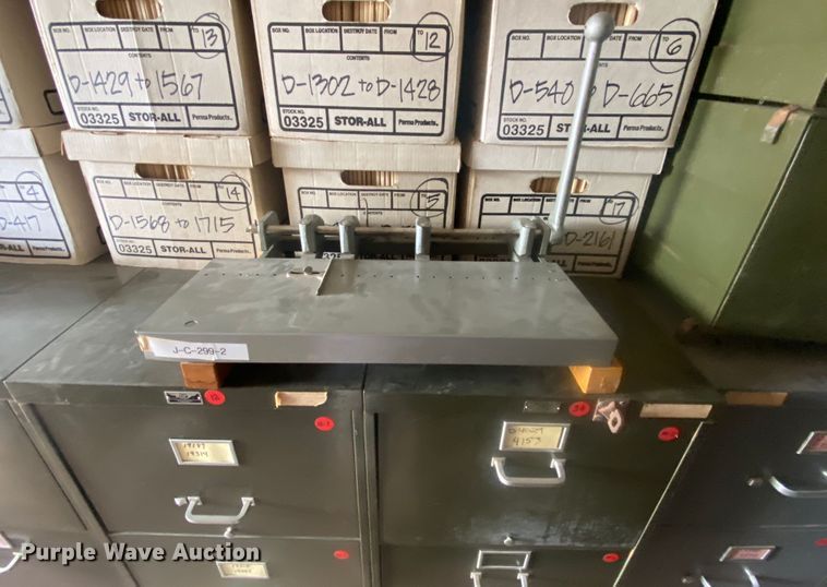 image for item JW9484 (8) file cabinets