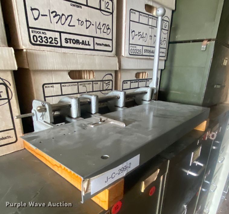 image for item JW9484 (8) file cabinets