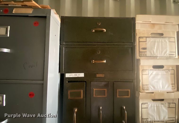 image for item JW9484 (8) file cabinets