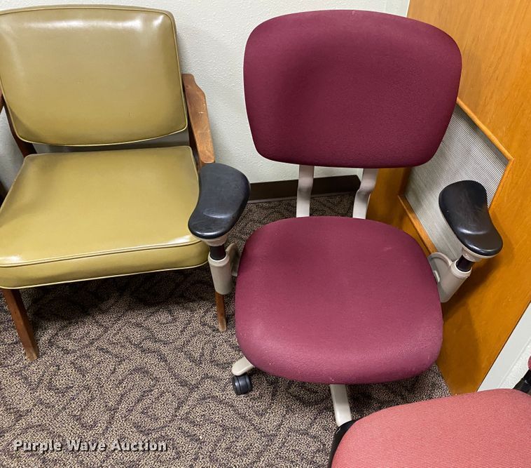 image for item JW9486 (10) chairs