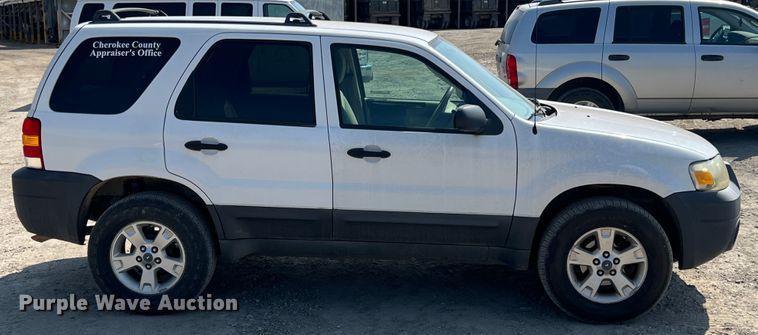 image for item JX9416 2006 Ford Escape XLT  SUV