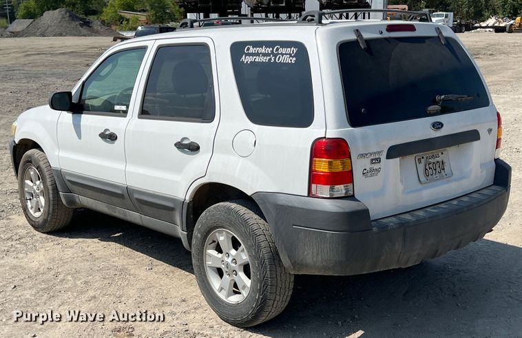 image for item JX9416 2006 Ford Escape XLT  SUV