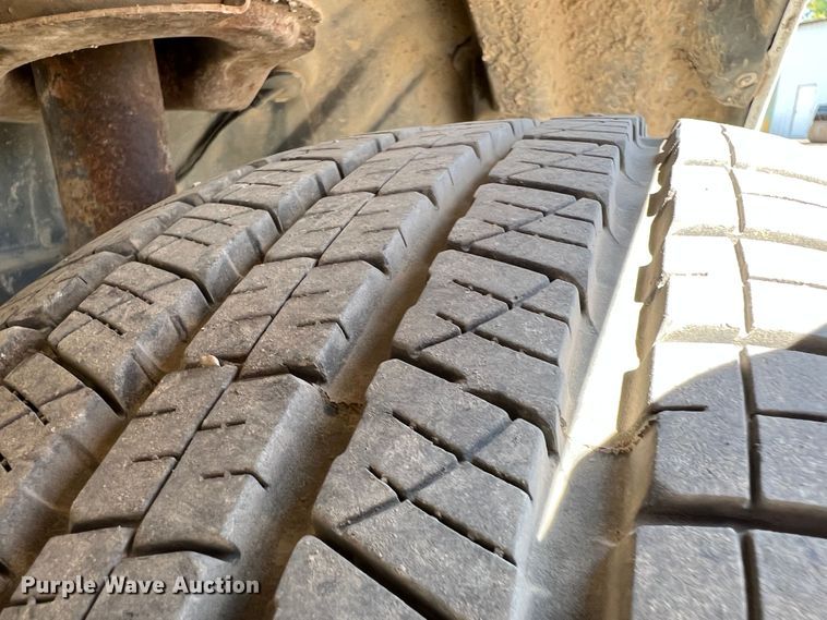 image for item JX9416 2006 Ford Escape XLT  SUV