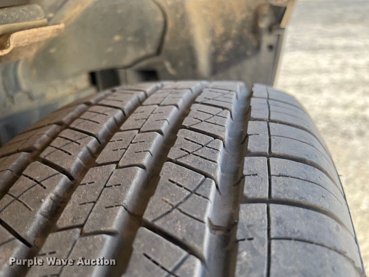 image for item JX9416 2006 Ford Escape XLT  SUV